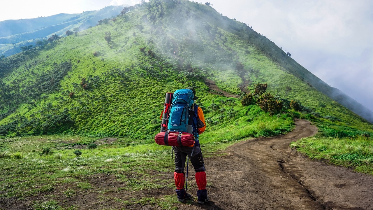 7 Rekomendasi Pendakian Gunung di Indonesia